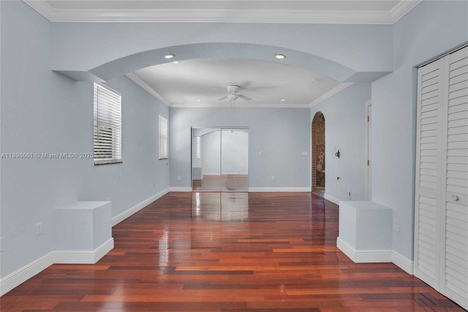 Small Image of 9261 SOUTH WEST 174TH ST, Palmetto Bay Number 16