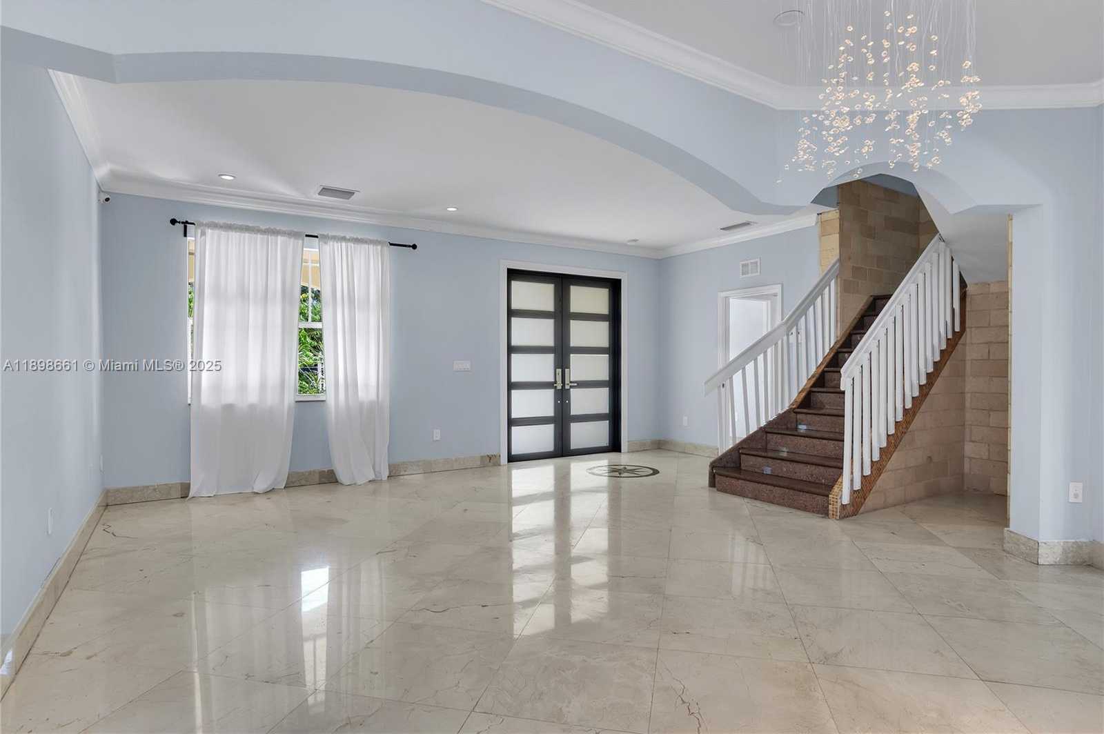 Small Image of 9261 SOUTH WEST 174TH ST, Palmetto Bay Number 6