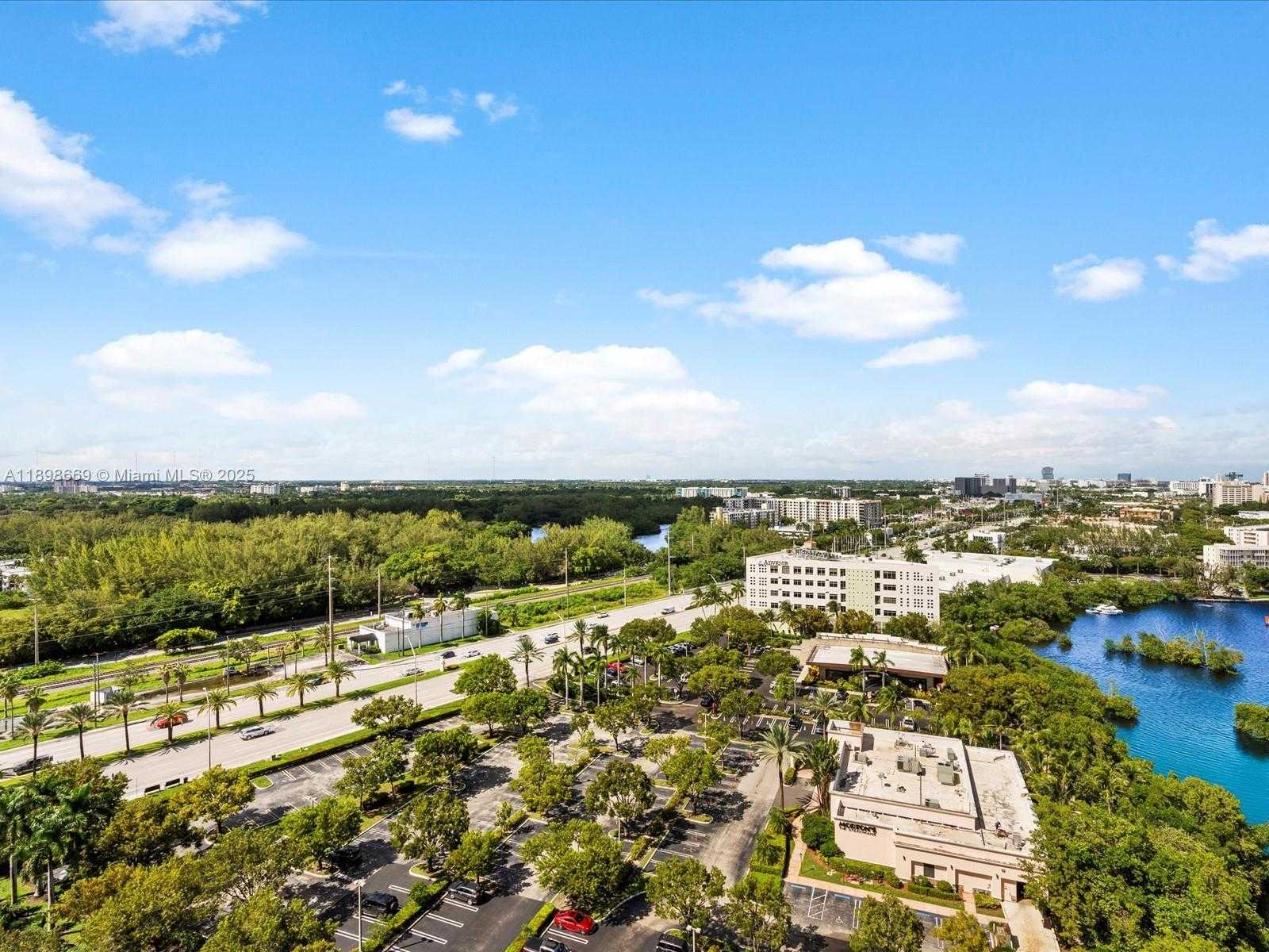 Small Image of 17301 BISCAYNE BLVD #1704, North Miami Beach Number 38