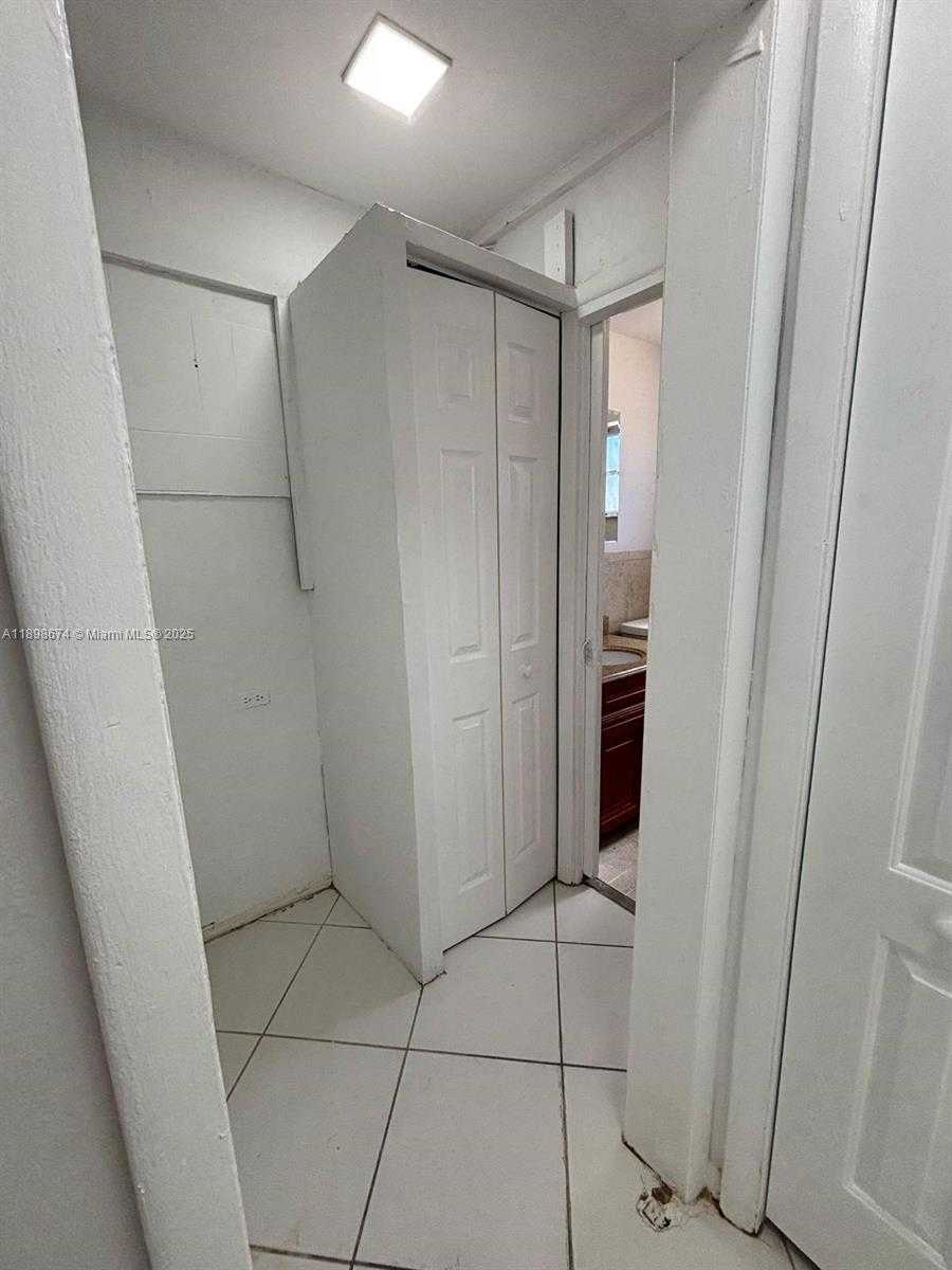 Small Image of 215 SOUTH EAST 3RD AVE #107A, Hallandale Beach Number 22