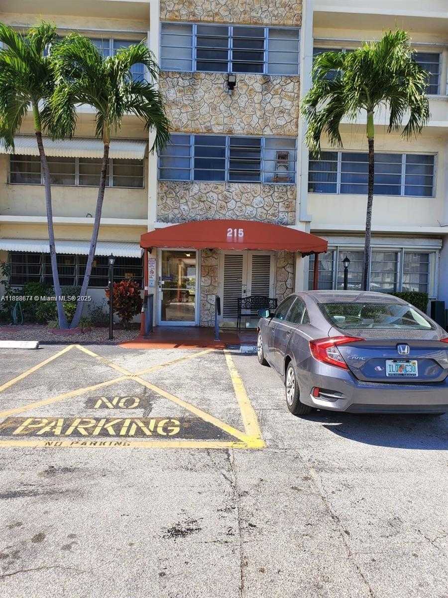 Small Image of 215 SOUTH EAST 3RD AVE #107A, Hallandale Beach Number 4