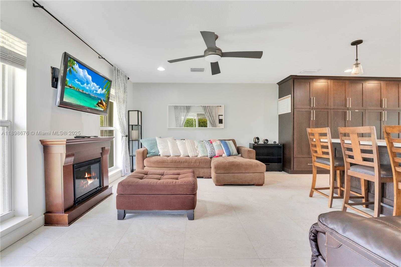 Small Image of 15300 SOUTH WEST 164TH ST, Miami Number 12