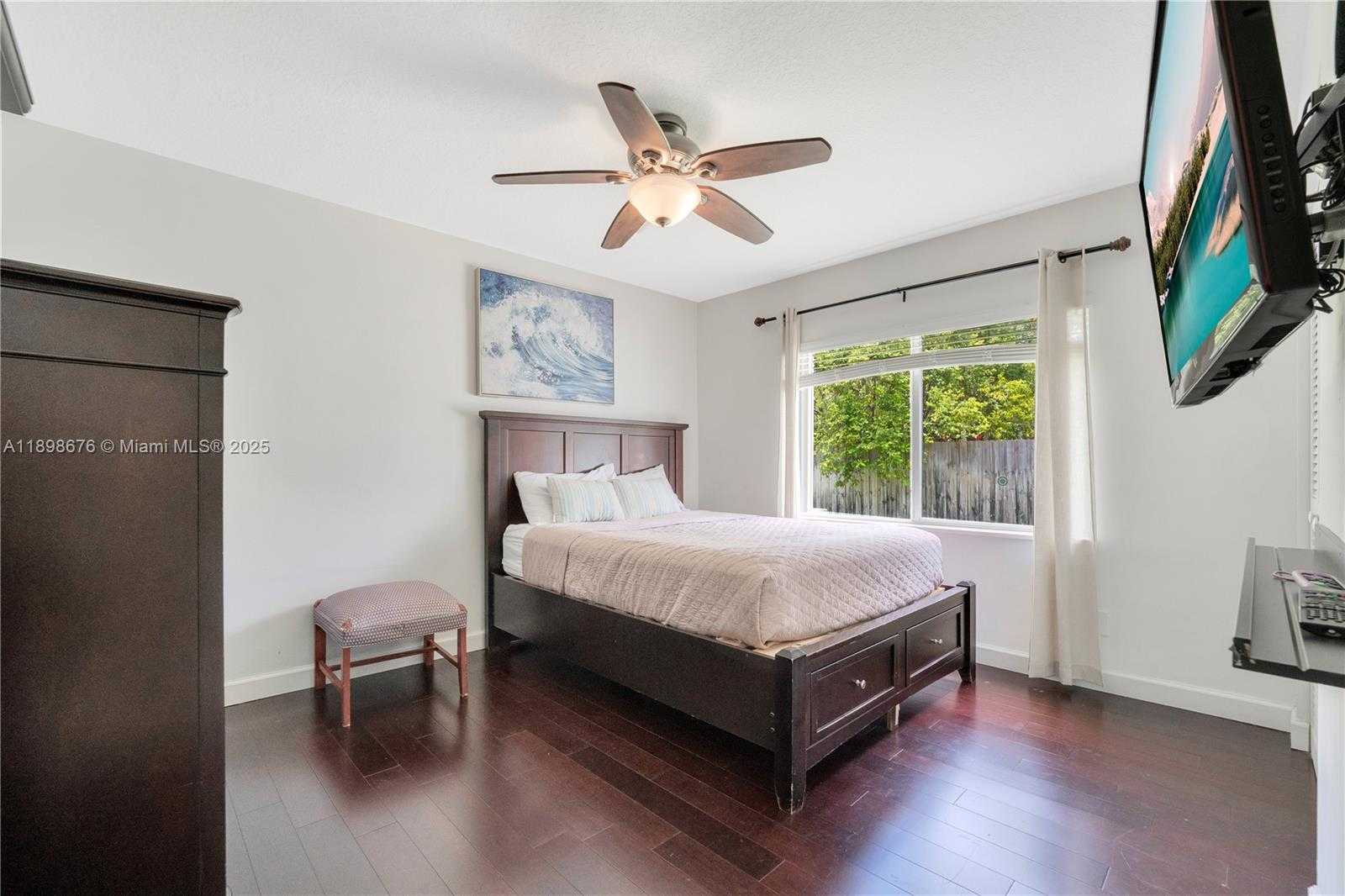 Small Image of 15300 SOUTH WEST 164TH ST, Miami Number 14