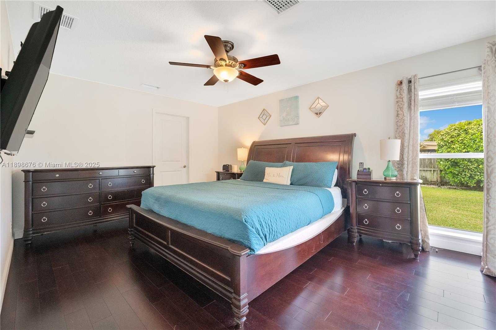 Small Image of 15300 SOUTH WEST 164TH ST, Miami Number 16