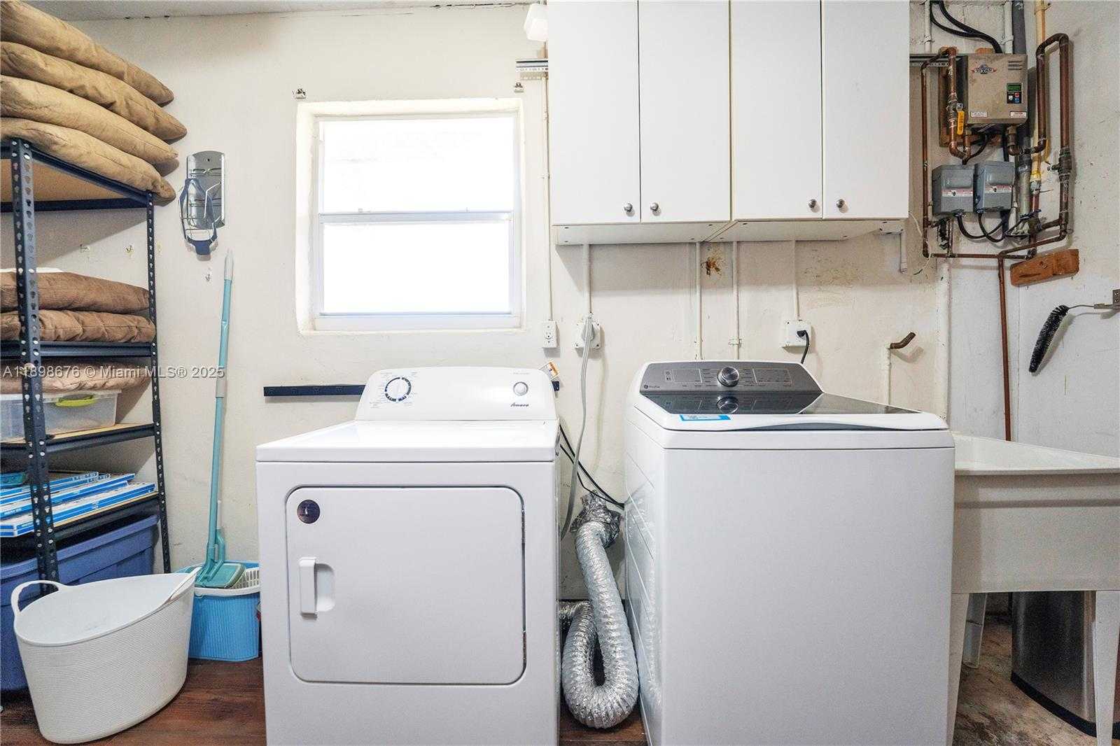 Small Image of 15300 SOUTH WEST 164TH ST, Miami Number 22