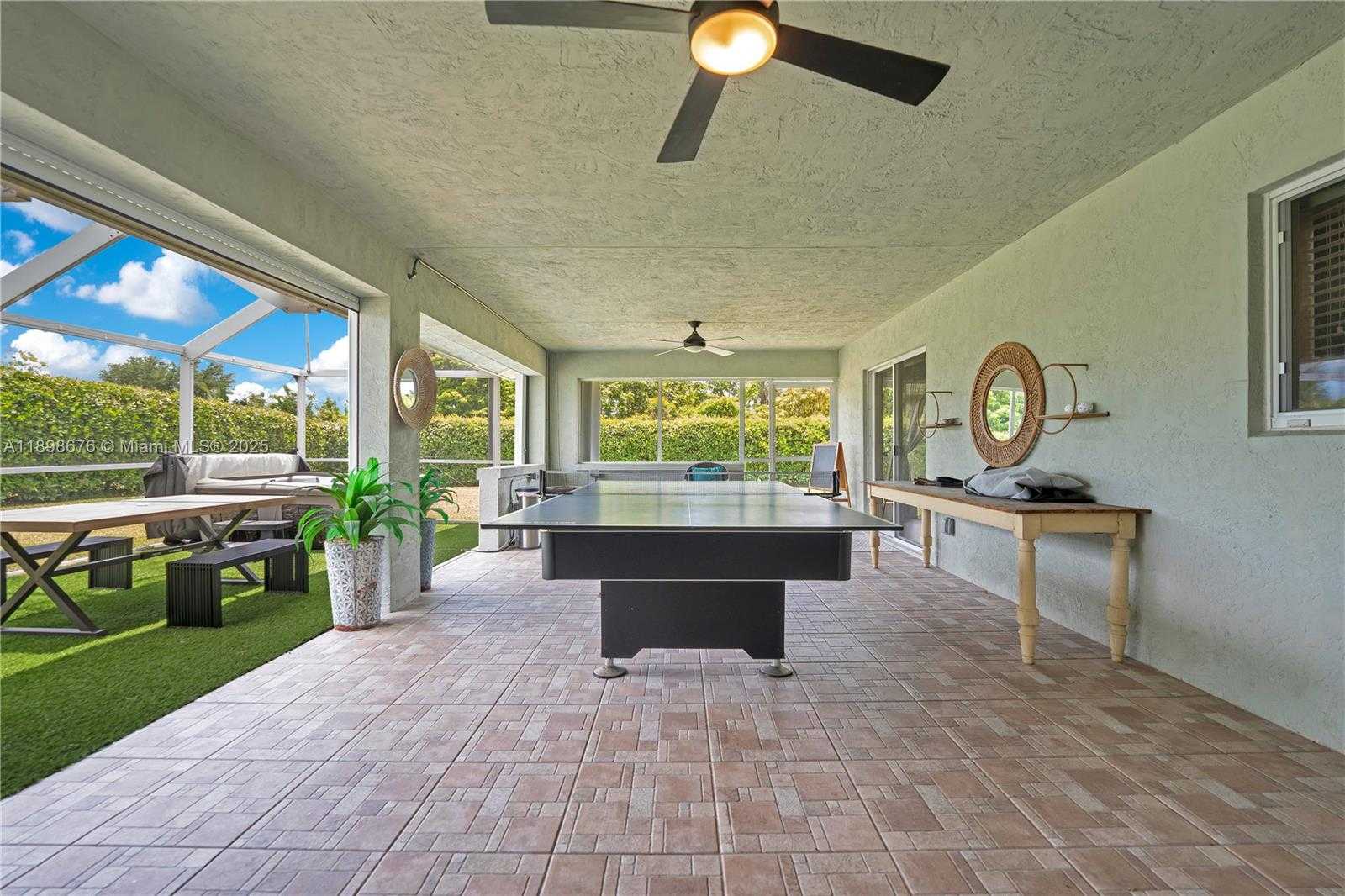 Small Image of 15300 SOUTH WEST 164TH ST, Miami Number 24