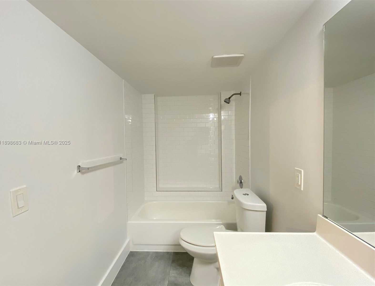 Small Image of 8363 LAKE DR #202, Doral Number 8