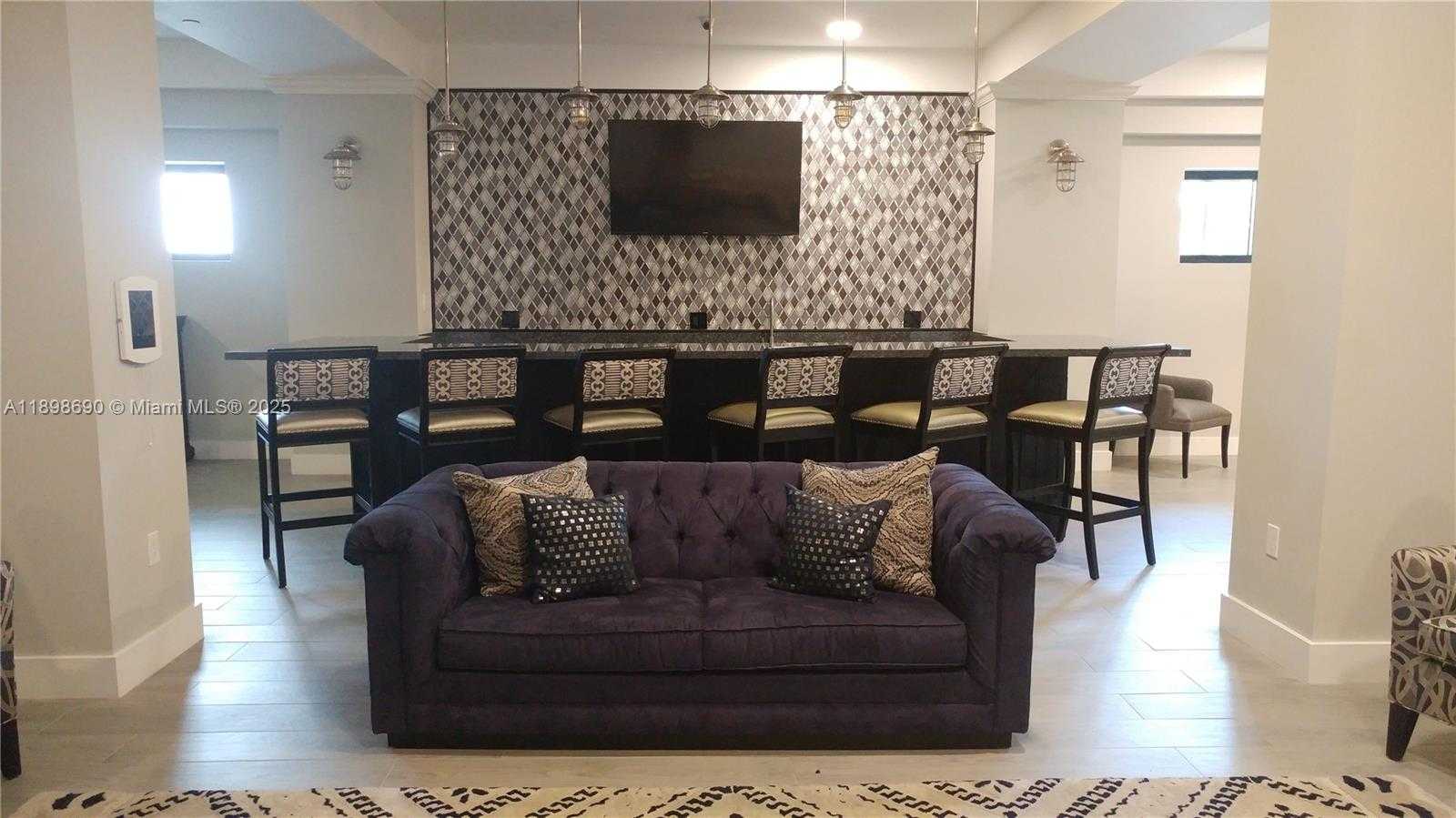 Small Image of 2501 SOUTH OCEAN DR #L04, Hollywood Number 13