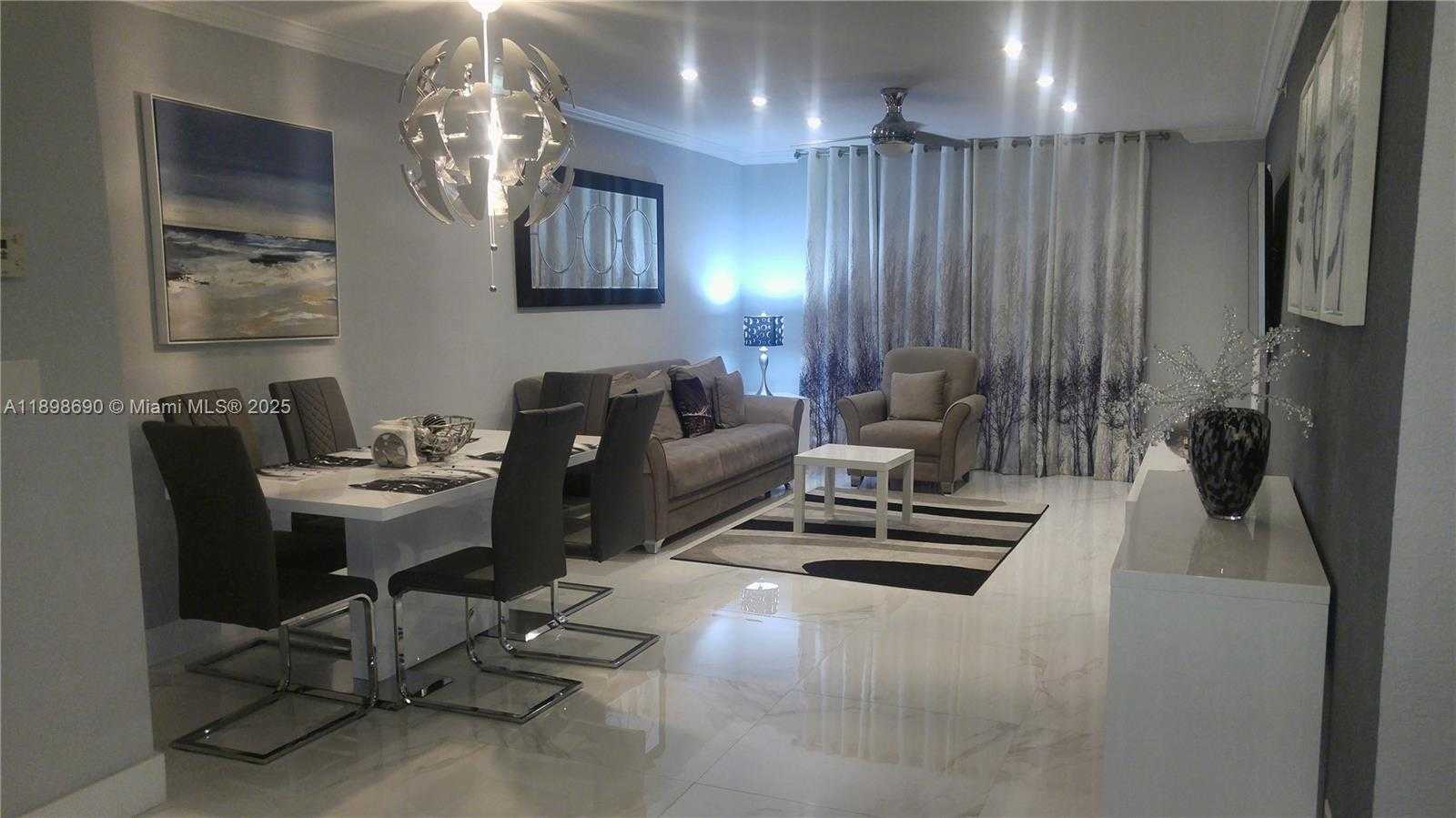 Small Image of 2501 SOUTH OCEAN DR #L04, Hollywood Number 2