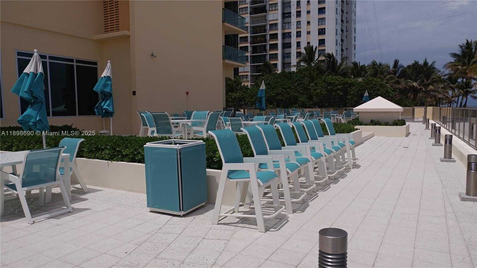 Small Image of 2501 SOUTH OCEAN DR #L04, Hollywood Number 22