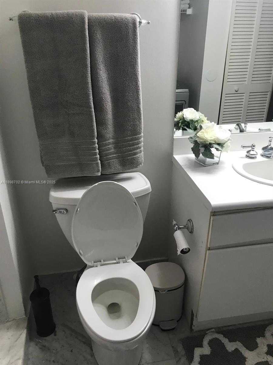 Imagen de Pequeño Objeto