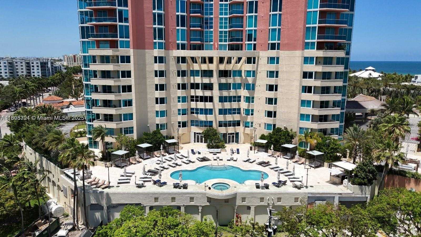 Small Image of 300 SOUTH POINTE DR #3204, Miami Beach Number 37