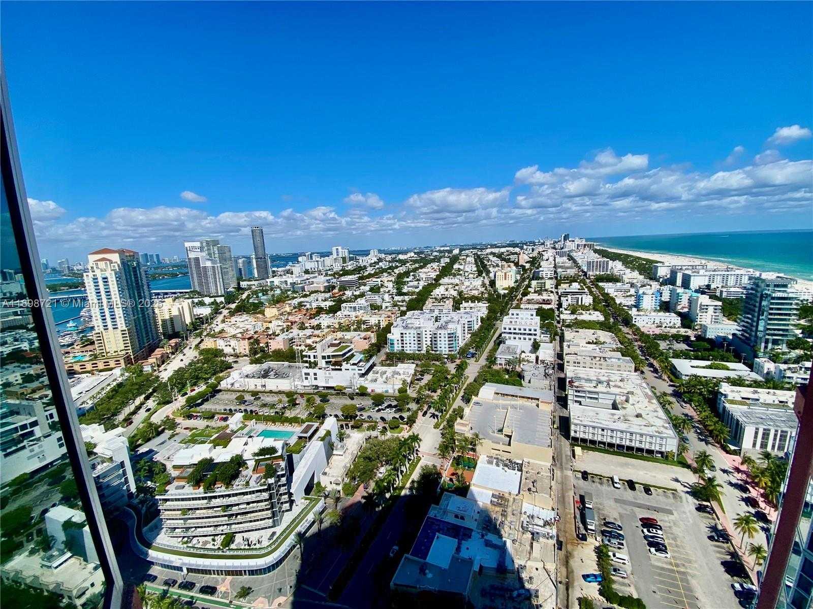 Small Image of 300 SOUTH POINTE DR #3204, Miami Beach Number 9