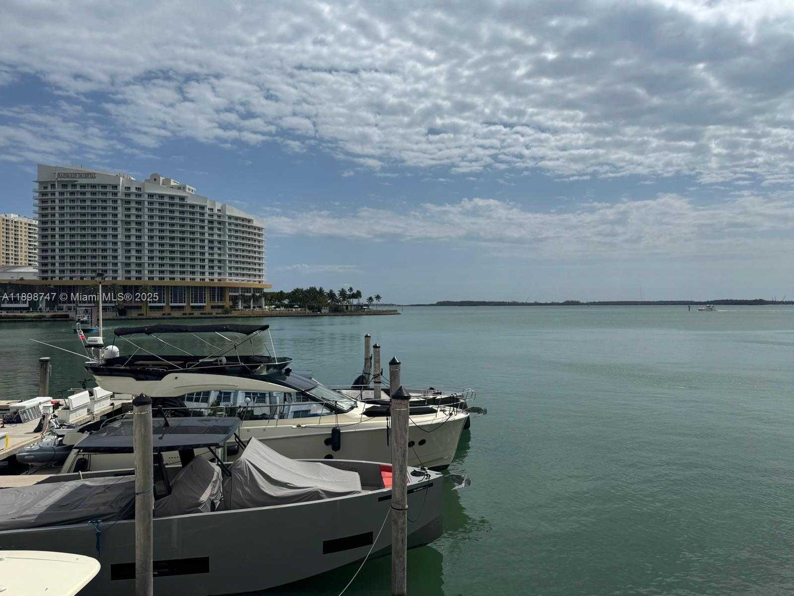 Small Image of 801 BRICKELL BAY DR #871, Miami Number 15
