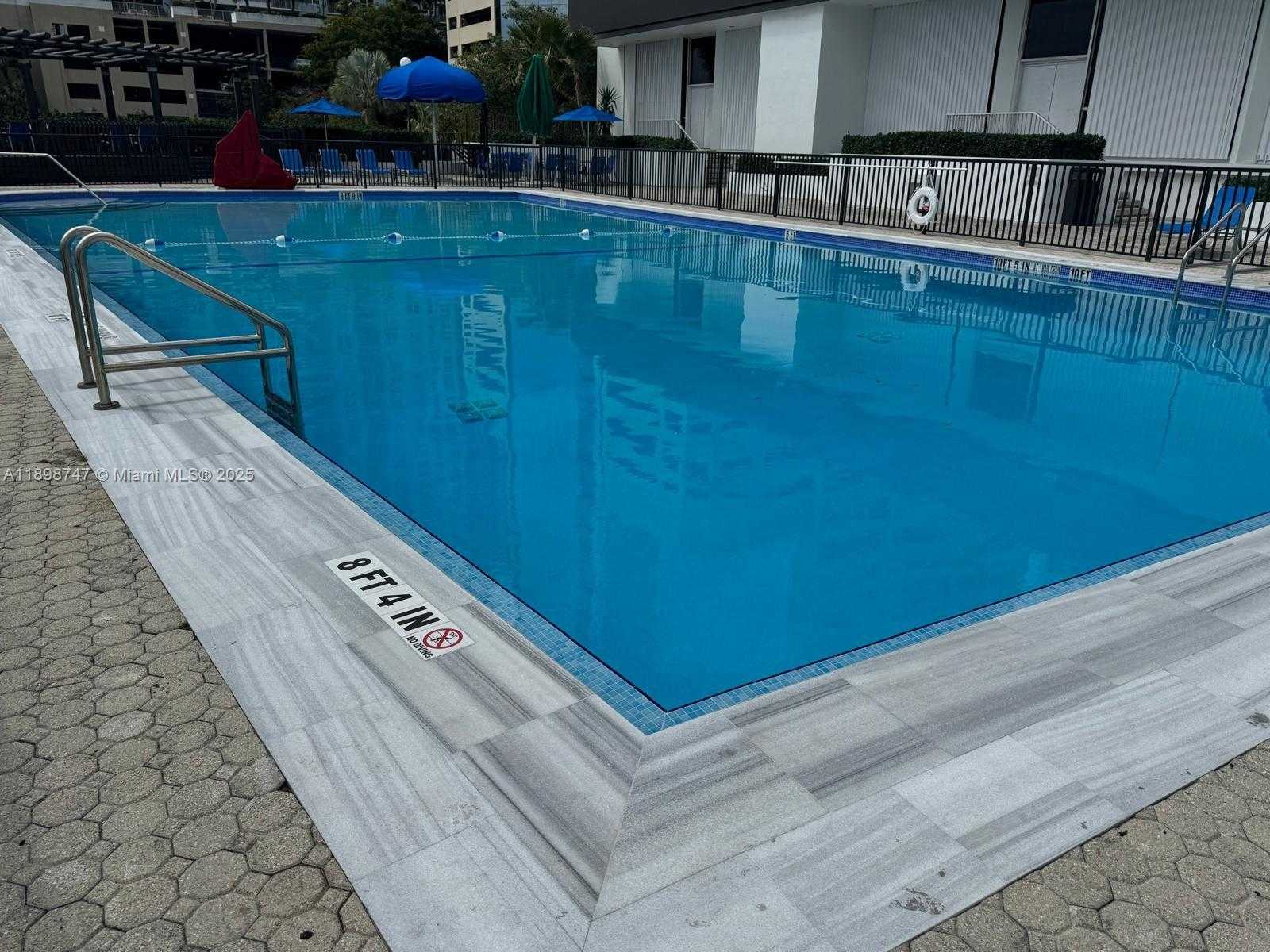 Small Image of 801 BRICKELL BAY DR #871, Miami Number 2