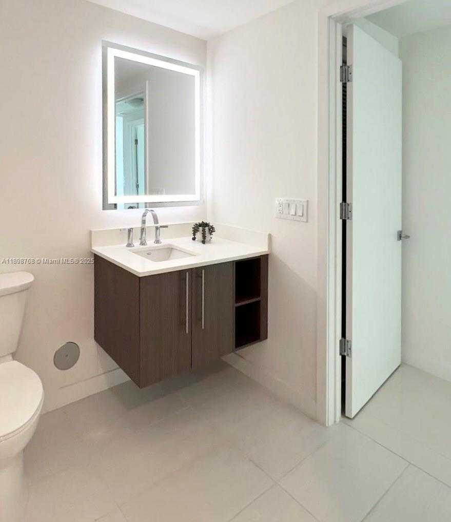 Imagen de Pequeño Objeto