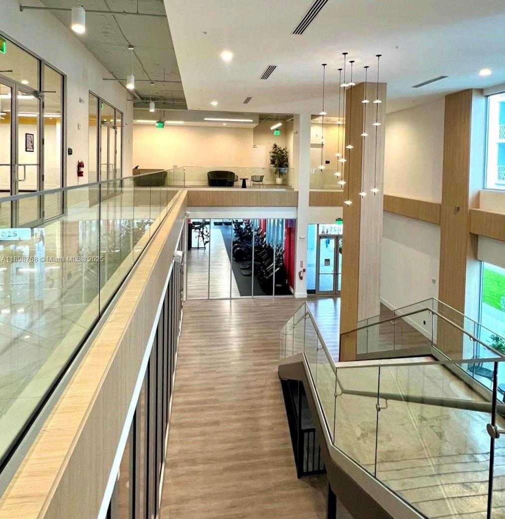 Imagen de Pequeño Objeto