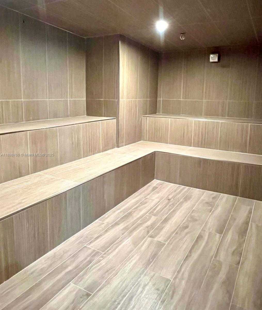 Imagen de Pequeño Objeto