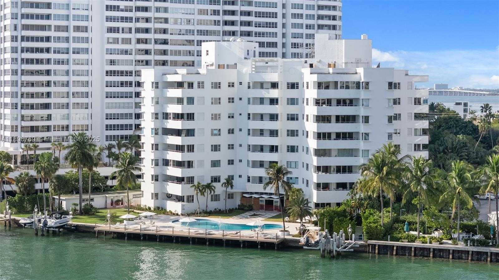 Small Image of 16 ISLAND AVE #7C, Miami Beach Number 36