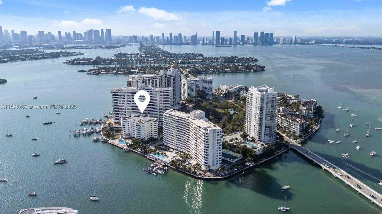Small Image of 16 ISLAND AVE #7C, Miami Beach Number 45