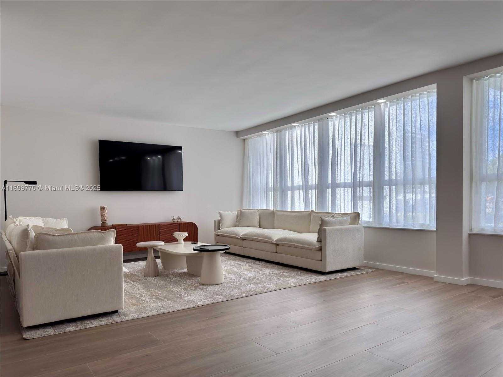 Small Image of 10230 COLLINS AVE #102, Bal Harbour Number 2
