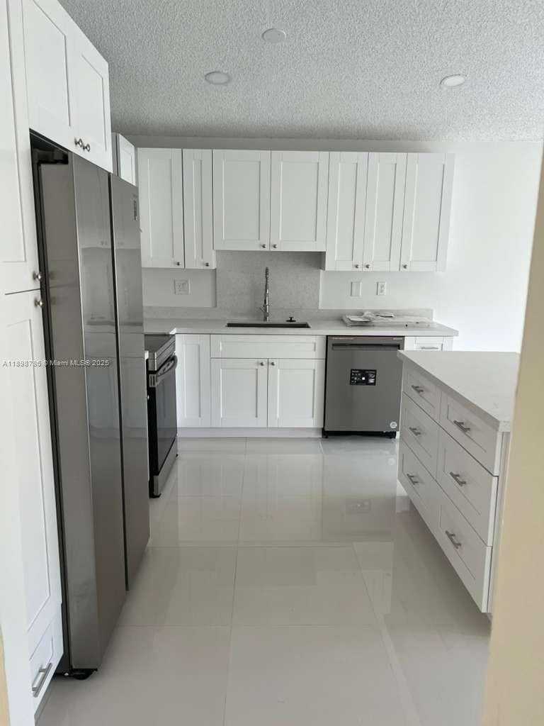 Small Image of 14845 SOUTH WEST 36TH TER, Miami Number 2