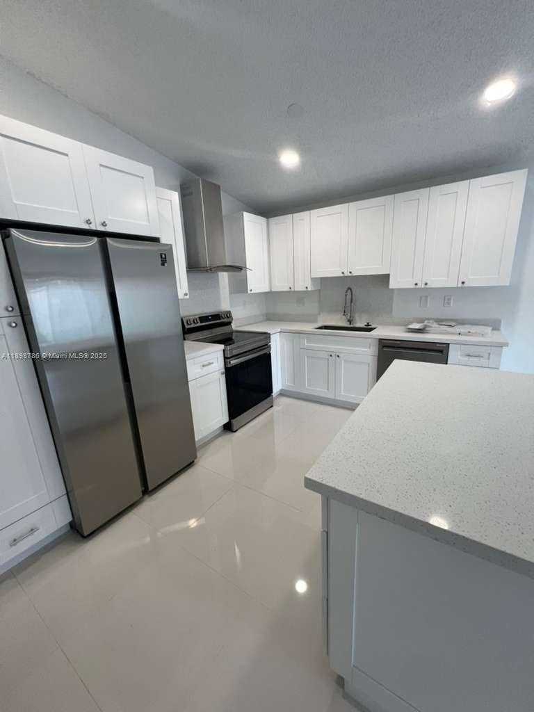 Small Image of 14845 SOUTH WEST 36TH TER, Miami Number 3