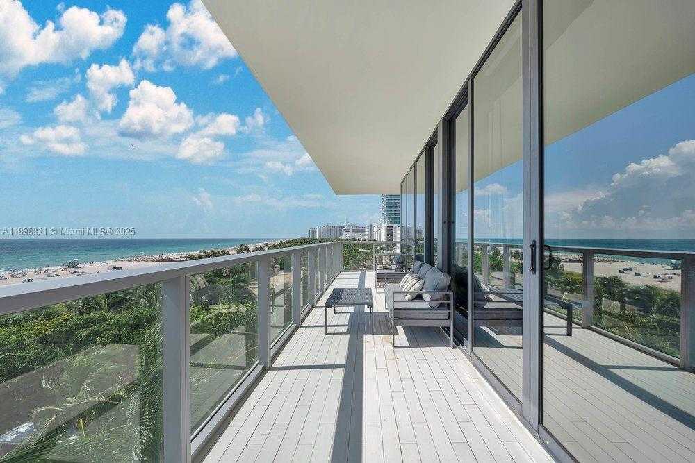 Small Image of 2201 COLLINS AVE #628, Miami Beach Number 2