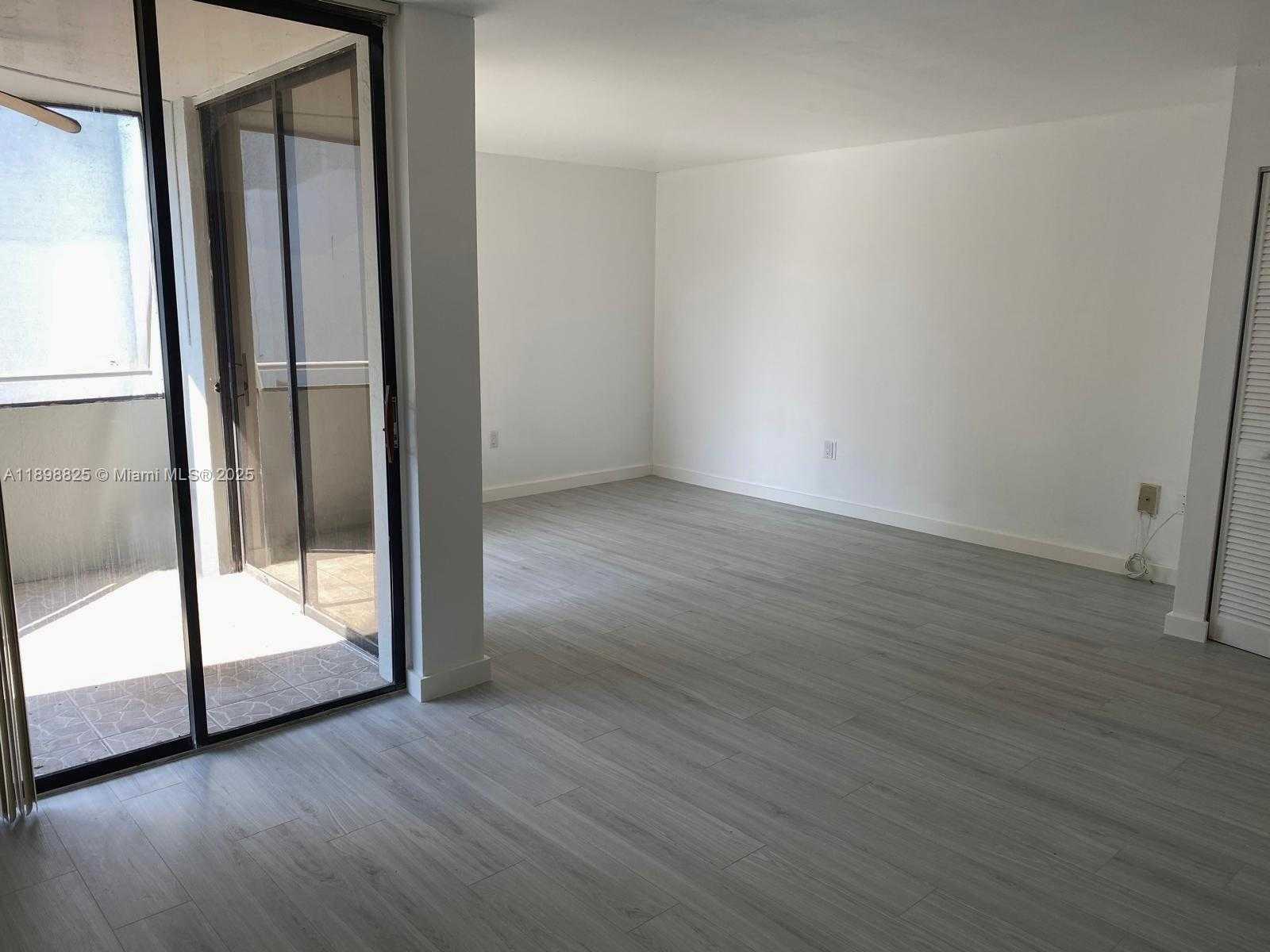 Small Image of 8335 SOUTH WEST 152ND AVE #B-311, Miami Number 5