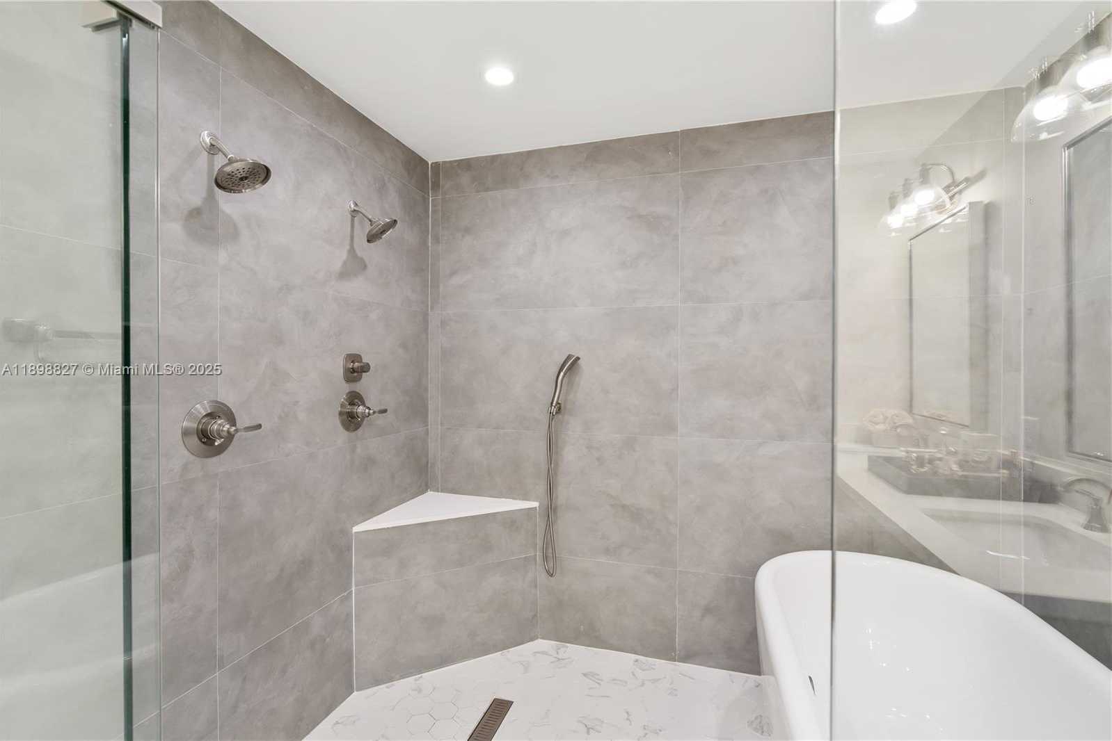Small Image of 16113 OPAL CREEK DR, Weston Number 21