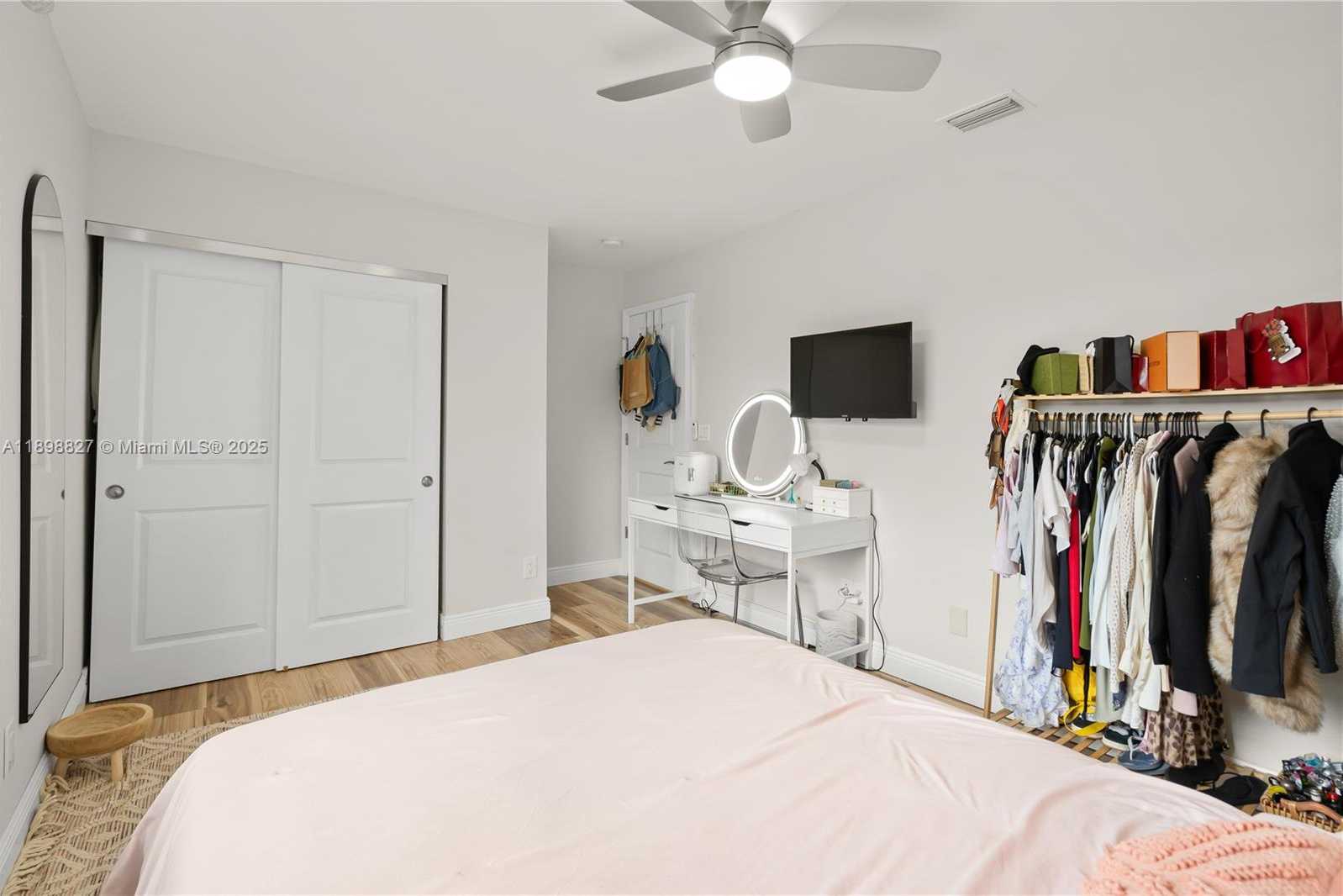 Small Image of 16113 OPAL CREEK DR, Weston Number 26