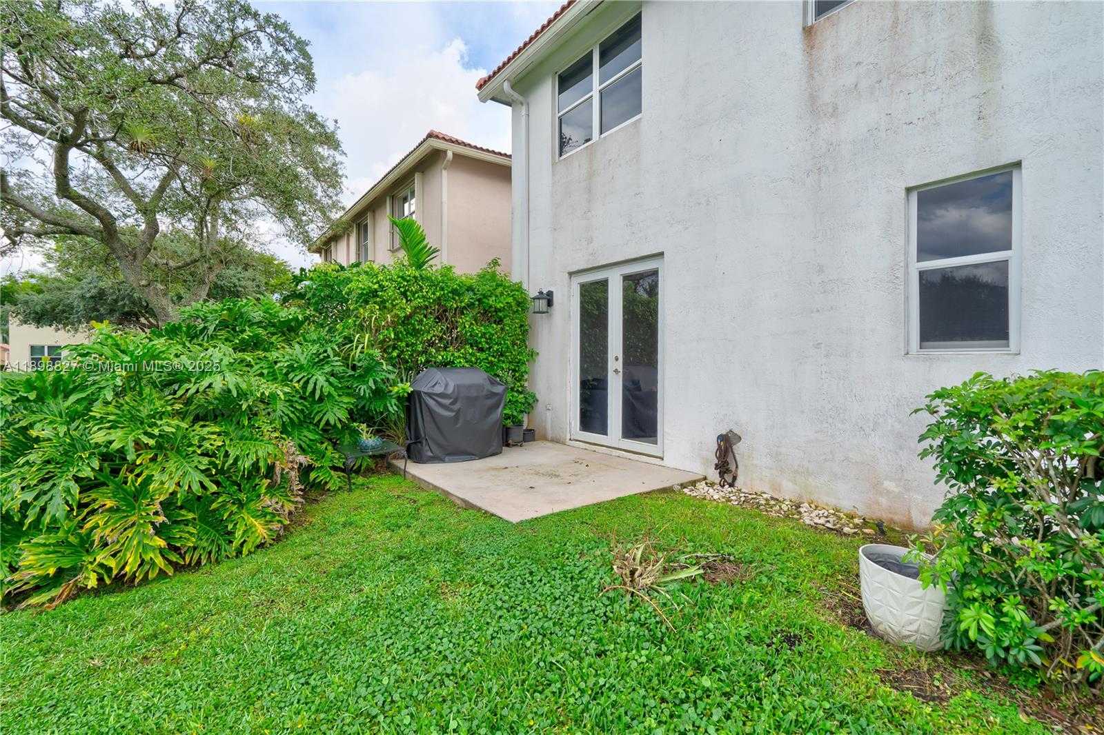 Small Image of 16113 OPAL CREEK DR, Weston Number 41