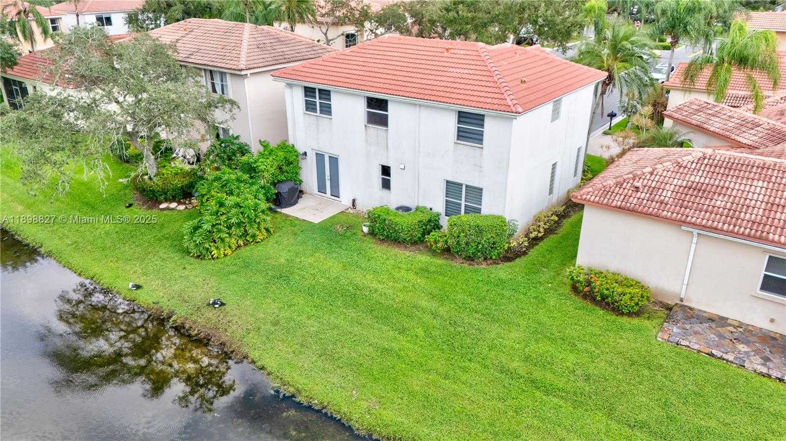 Small Image of 16113 OPAL CREEK DR, Weston Number 44