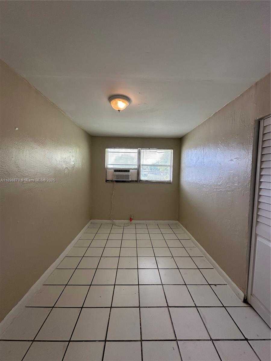 Small Image of 5797 FLAGLER ST #2, Hollywood Number 6