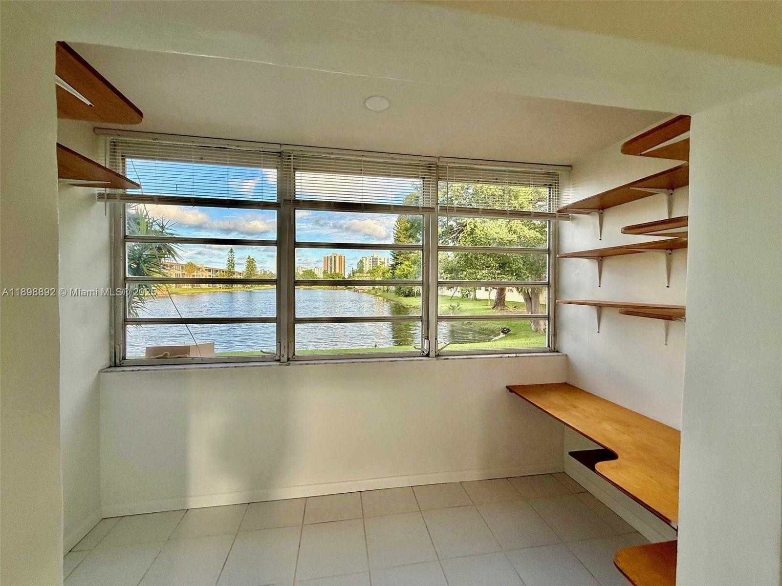 Small Image of 20111 NORTH EAST 27TH CT #K107, Aventura Number 12