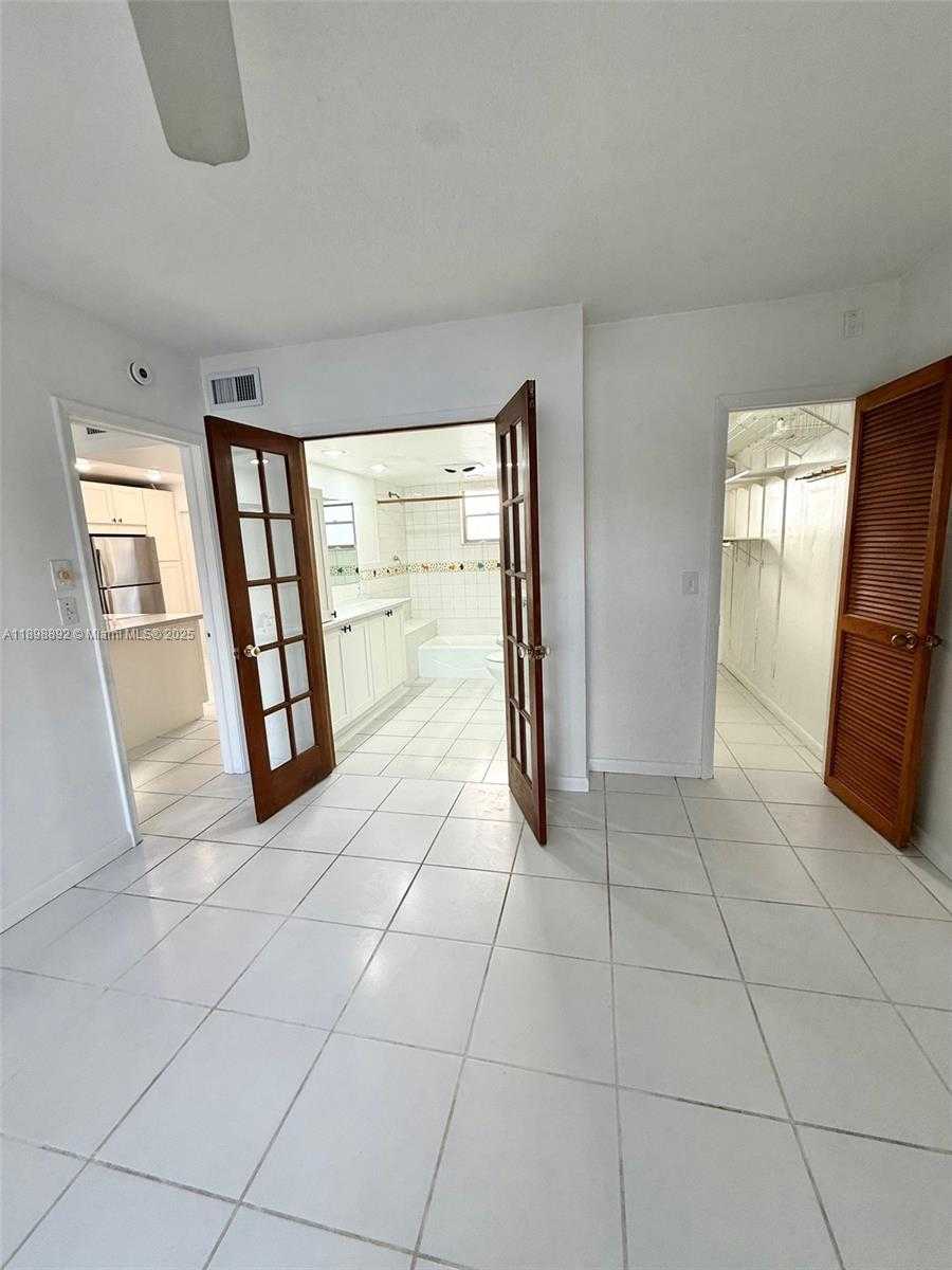 Small Image of 20111 NORTH EAST 27TH CT #K107, Aventura Number 17