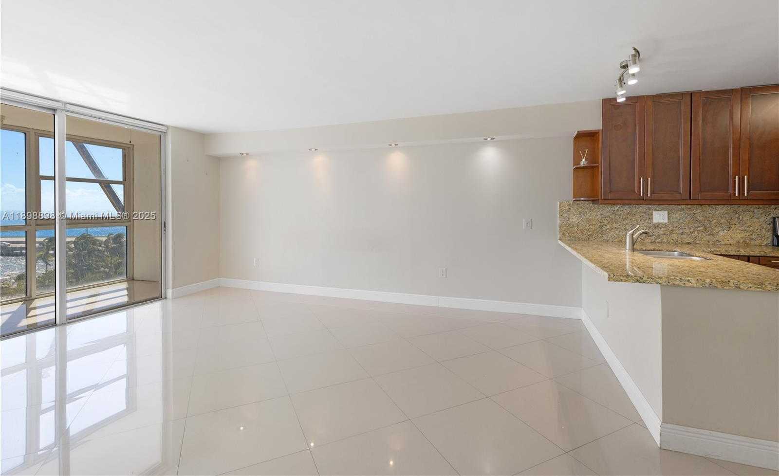 Small Image of 145 SOUTH EAST 25TH RD #803, Miami Number 12