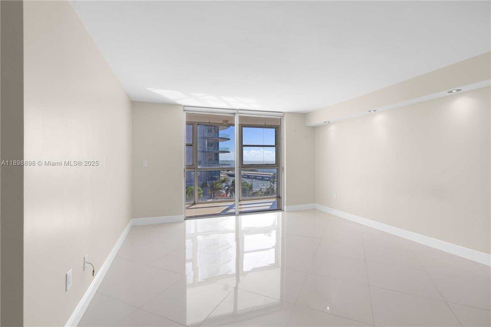 Small Image of 145 SOUTH EAST 25TH RD #803, Miami Number 19