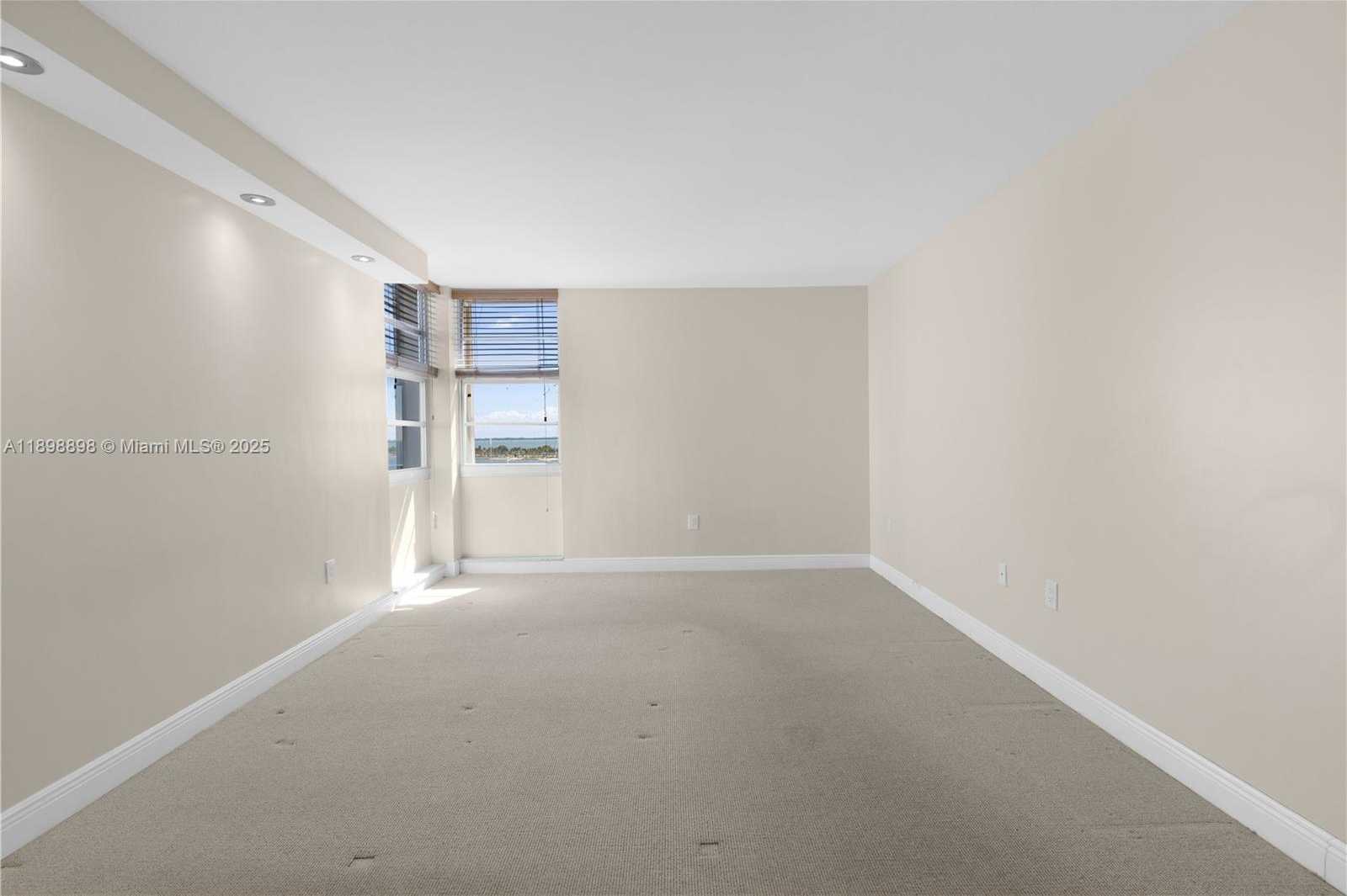 Small Image of 145 SOUTH EAST 25TH RD #803, Miami Number 26