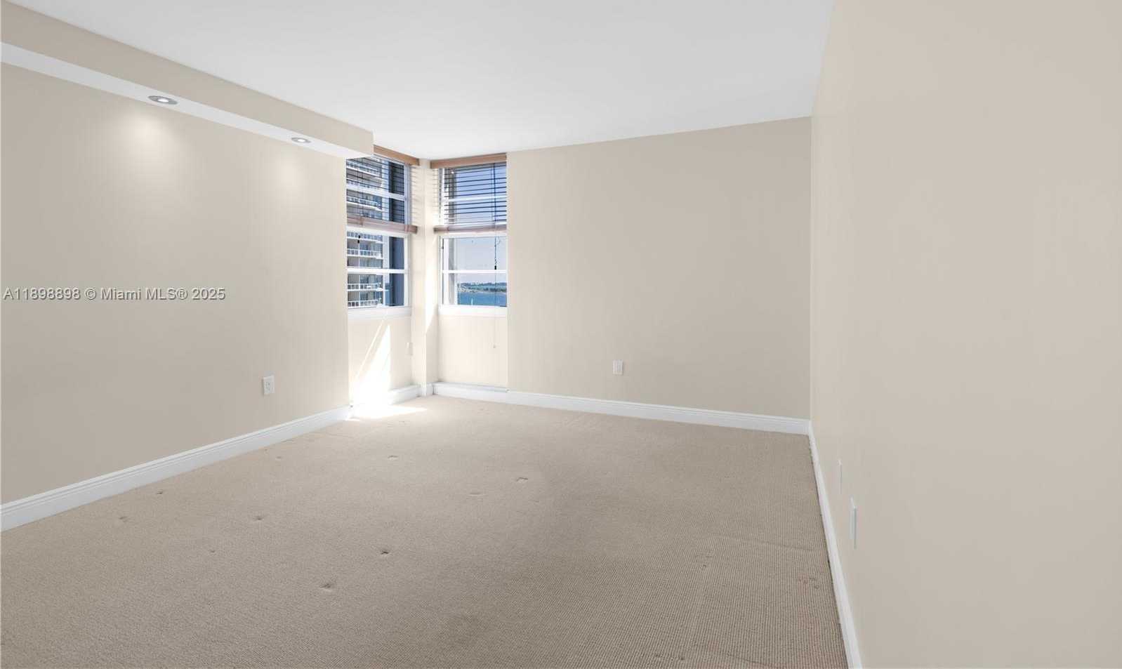 Small Image of 145 SOUTH EAST 25TH RD #803, Miami Number 27