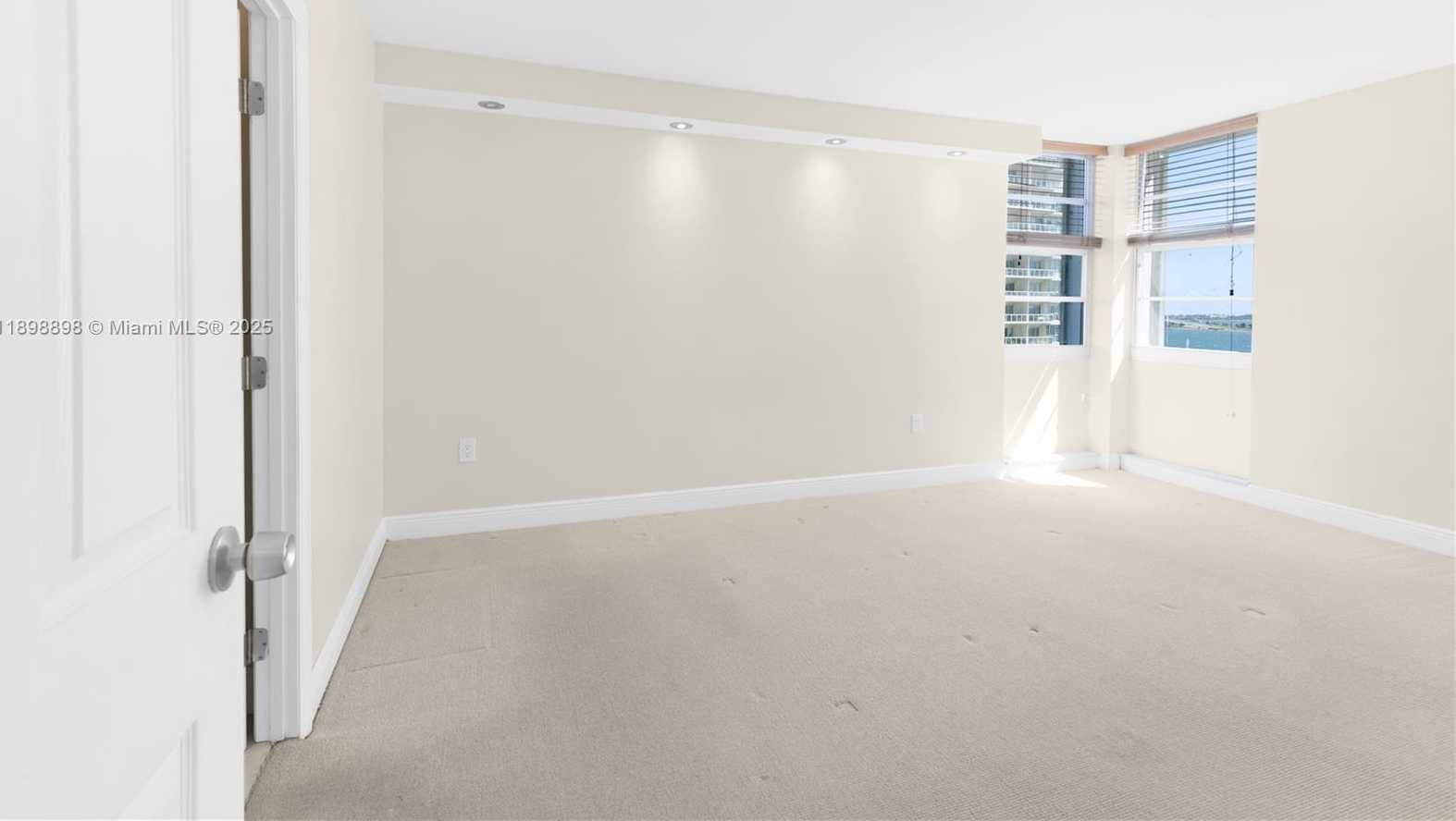 Small Image of 145 SOUTH EAST 25TH RD #803, Miami Number 28