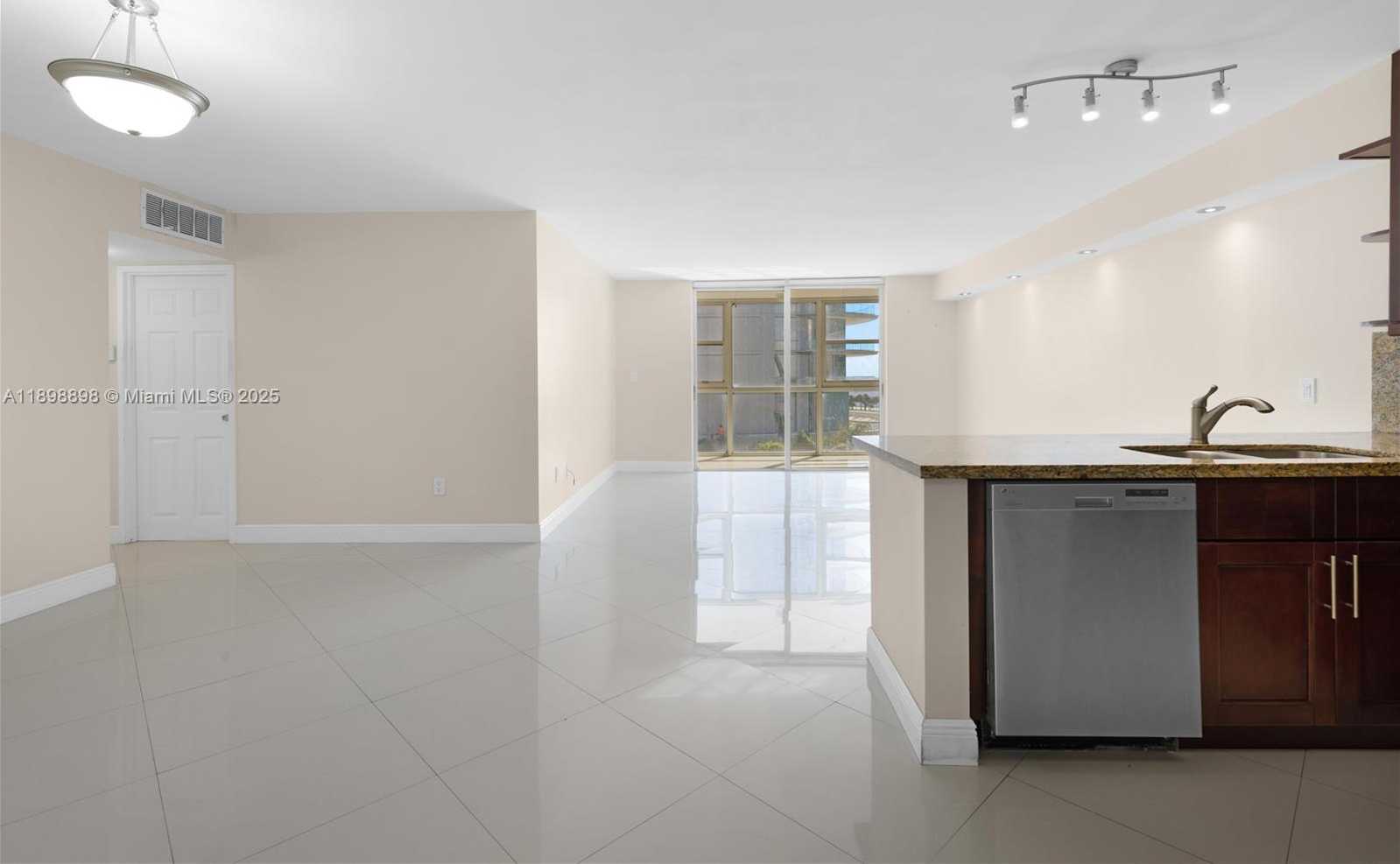 Small Image of 145 SOUTH EAST 25TH RD #803, Miami Number 9