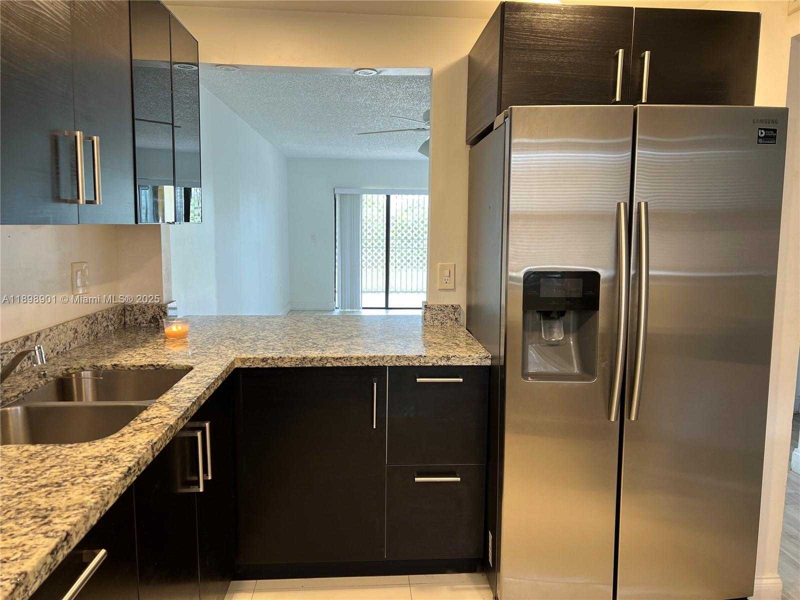 Small Image of 8879 FONTAINEBLEAU BLVD #105, Miami Number 3
