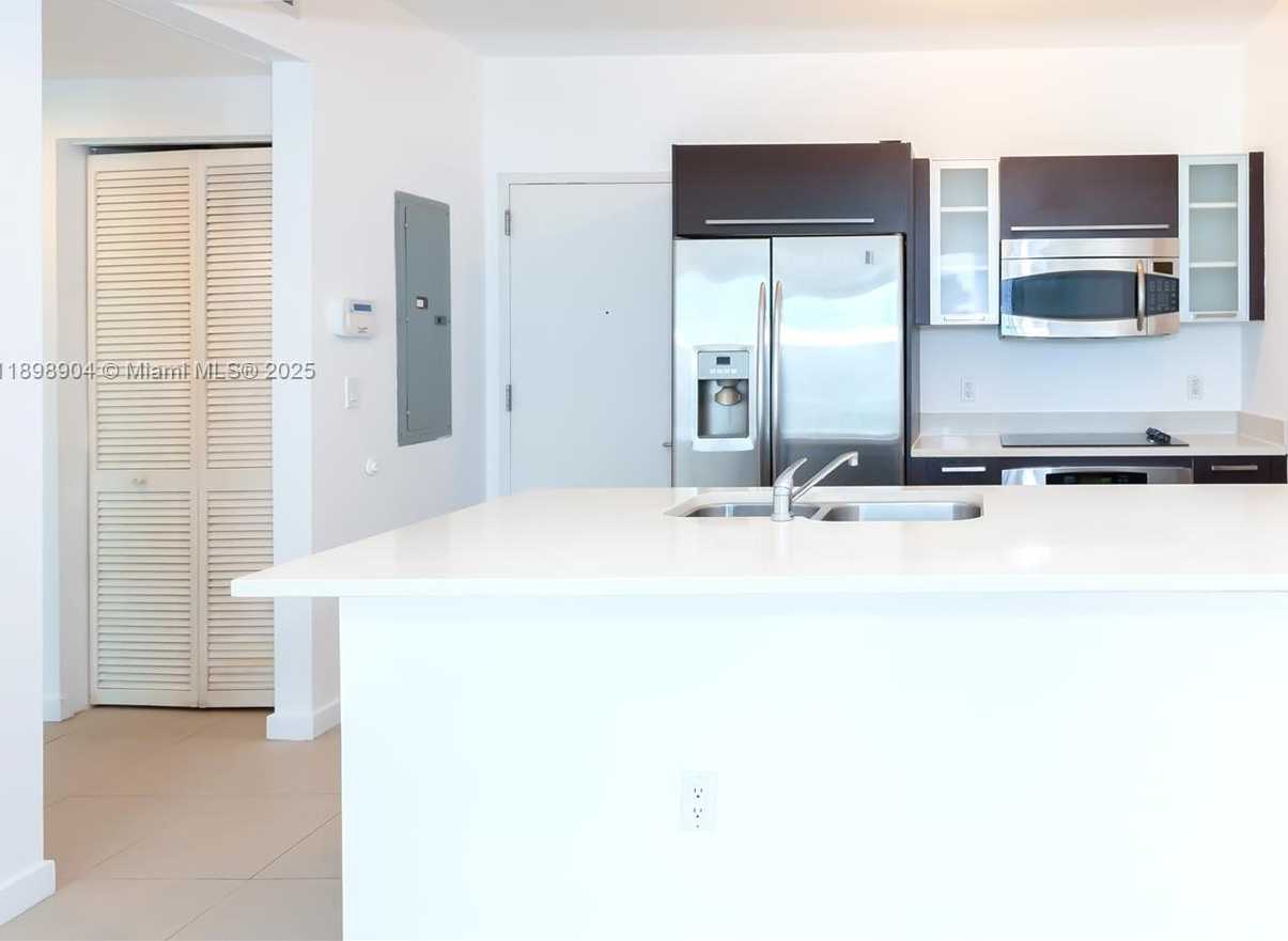 Small Image of 333 NORTH EAST 24TH ST #611, Miami Number 9