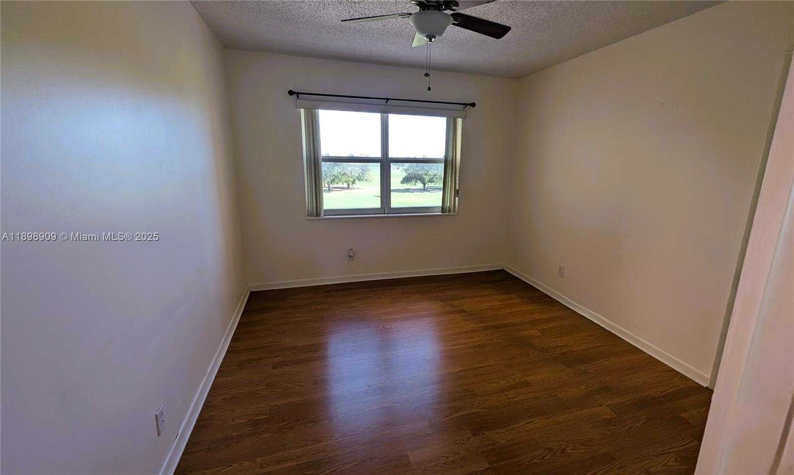 Small Image of 1701 BUCHANAN ST #402, Hollywood Number 10