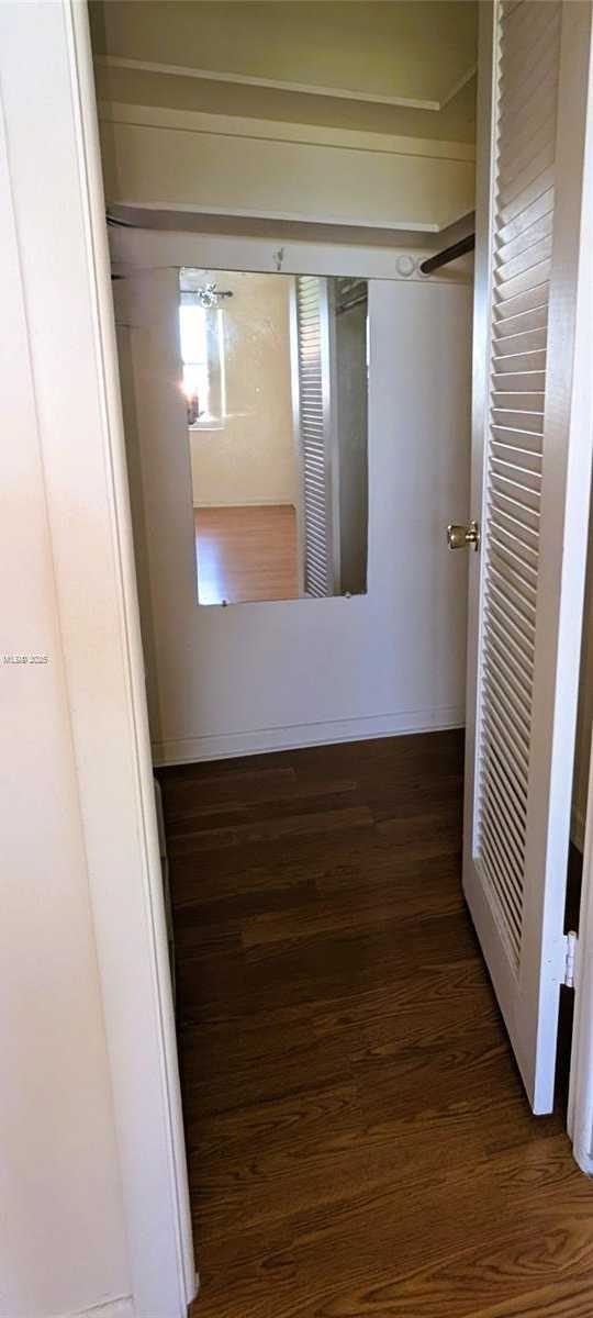 Small Image of 1701 BUCHANAN ST #402, Hollywood Number 12