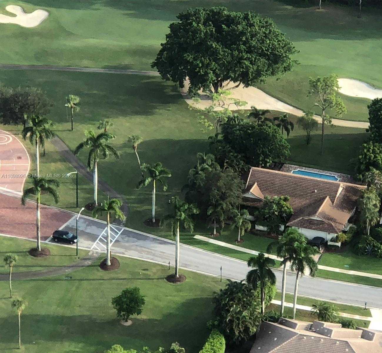 Small Image of 10134 BOCA WOODS LN #10134, Boca Raton Number 15