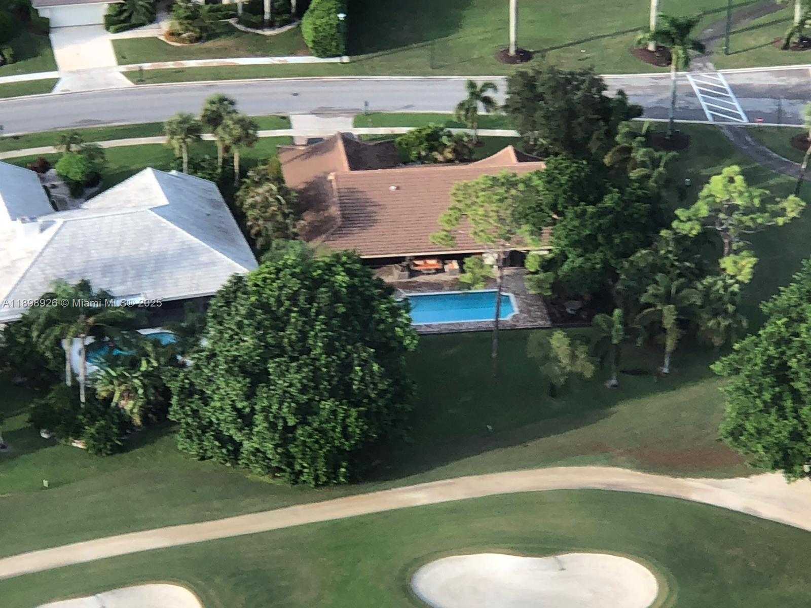 Small Image of 10134 BOCA WOODS LN #10134, Boca Raton Number 16