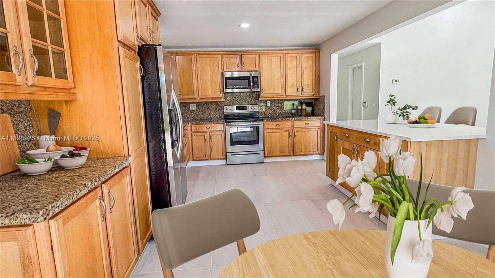 Small Image of 10134 BOCA WOODS LN #10134, Boca Raton Number 4