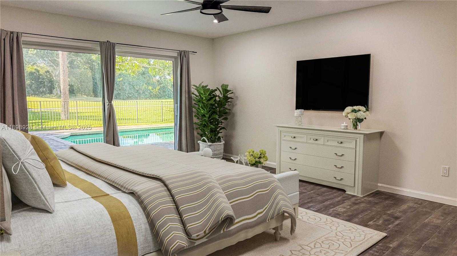 Small Image of 10134 BOCA WOODS LN #10134, Boca Raton Number 5
